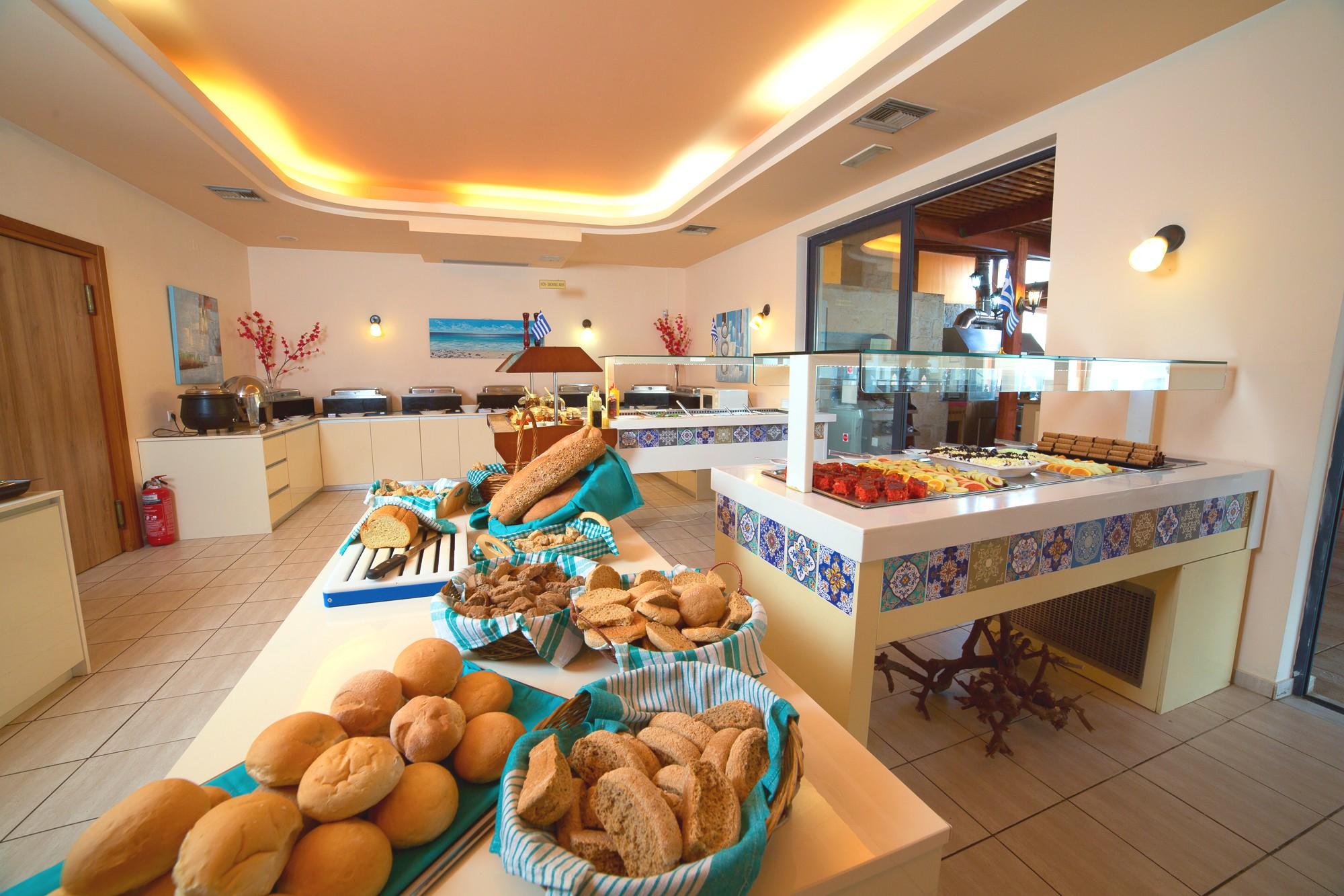 Blue Aegean Hotel & Suites Gouvai Exteriör bild