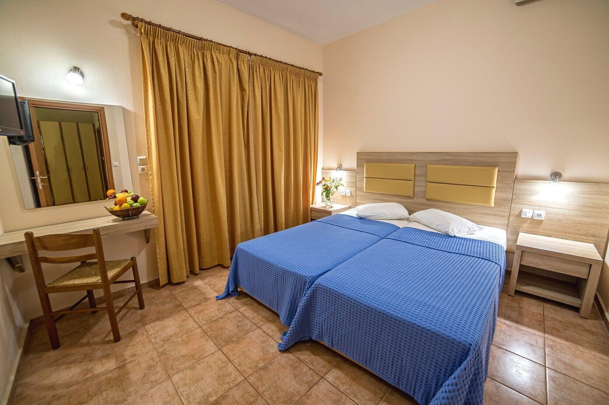 Blue Aegean Hotel & Suites Gouvai Exteriör bild